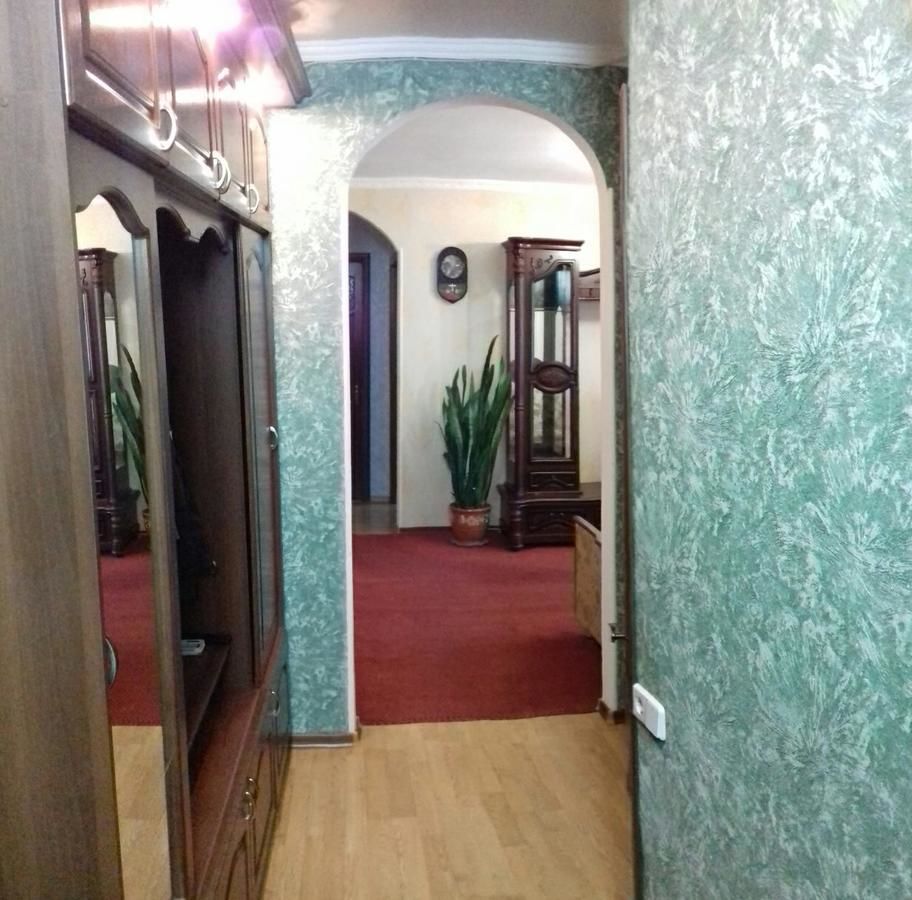 Апартаменты Квартира рядом с ЖД вокзалом и больницей Охматдет Киев-13